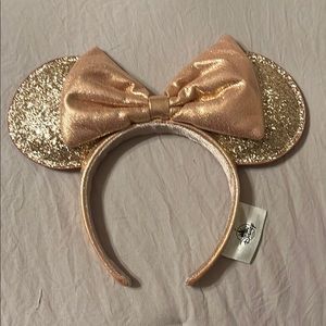 Like NEW Disney Minnie ears